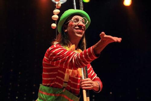 搞笑节目怎么报幕,欢乐无限——搞笑节目精彩报幕大盘点