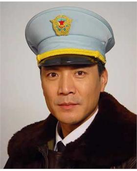 刘之冰个人资料简介,影视界实力派演员，多面才华展现人生精彩