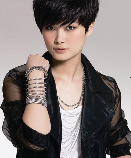 李宇春图片,李宇春的独特魅力与音乐之旅